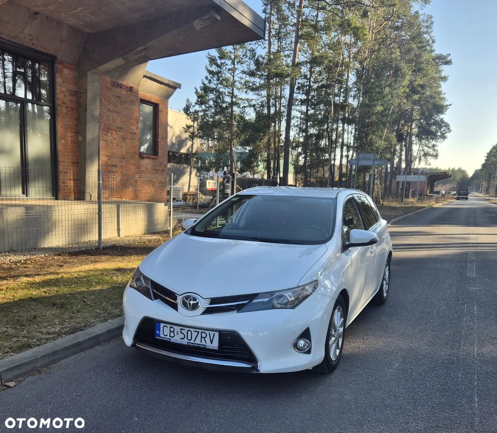 Toyota Auris 2.0 D-4D Comfort - 19