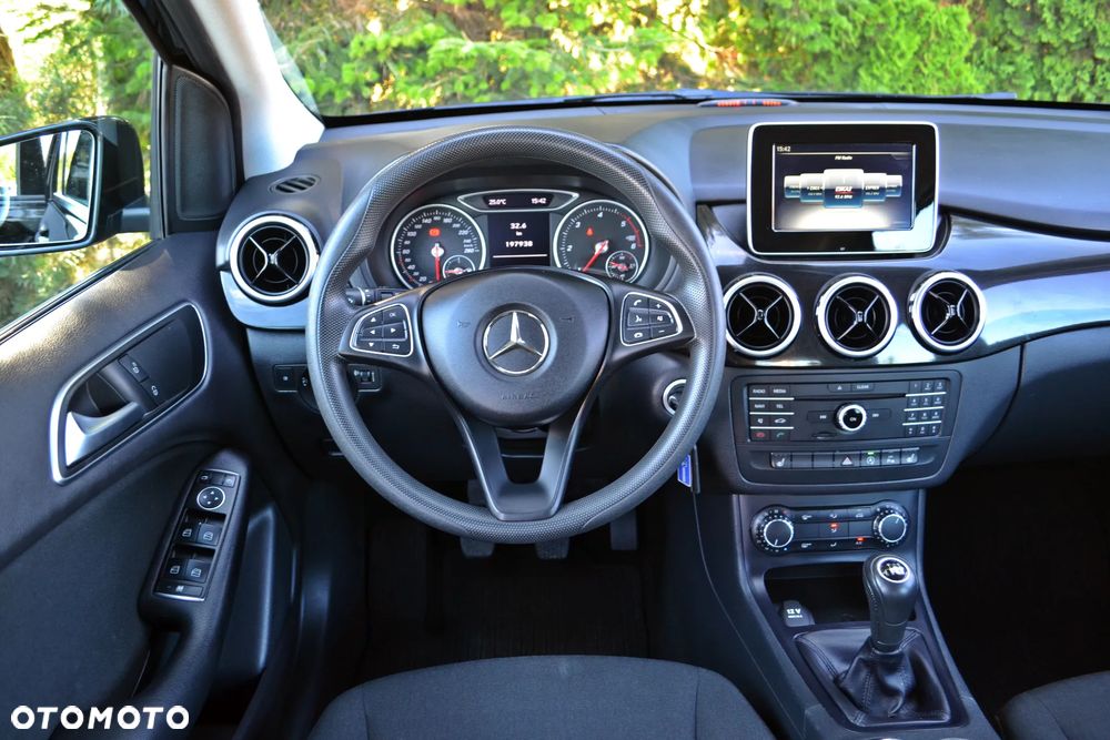 Mercedes-Benz Klasa B - 21