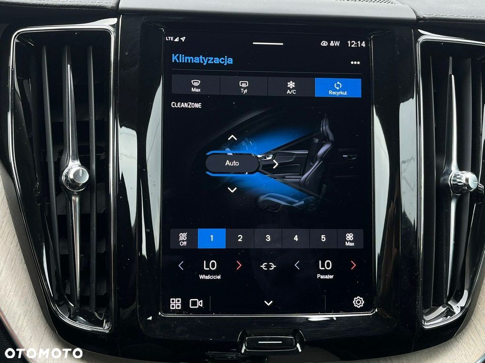 Volvo XC 60 B5 D AWD Inscription - 33