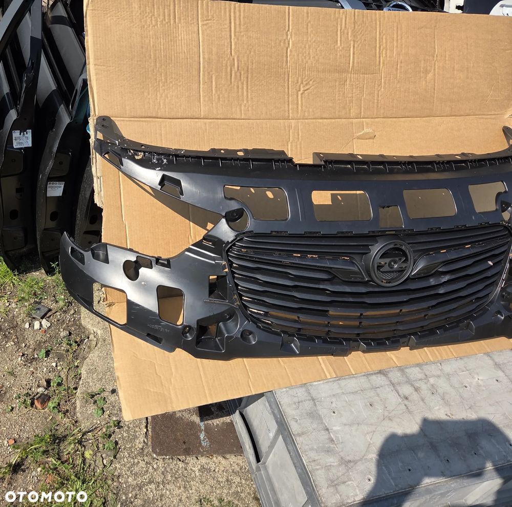 Stelaż Grill atrapa chłodnicy Opel Combo E 9816859580 Wzmocnienie stelaż zderzaka atrapy grila Opel Combo E - 6