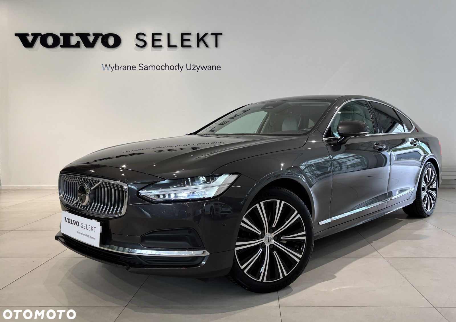 Volvo S90 - 1