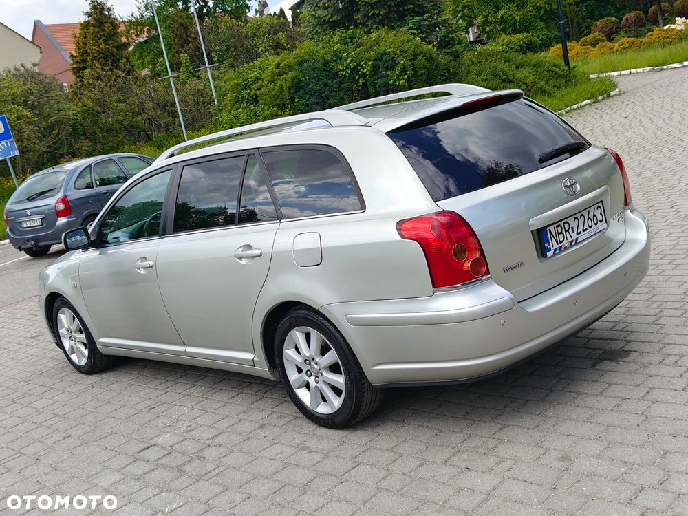 Toyota Avensis 2.0 VVT-i Travel - 20