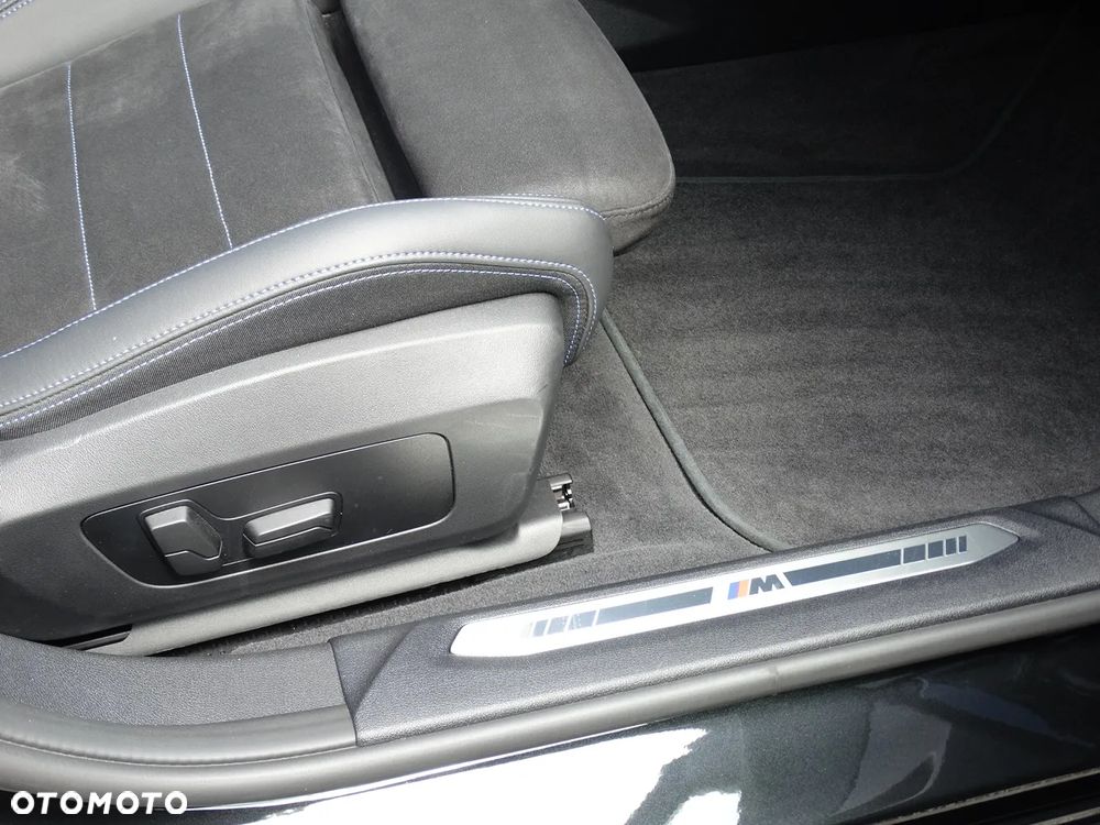 BMW Seria 1 120 - 21