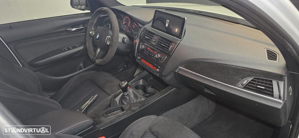 BMW 118 d Pack M - 38