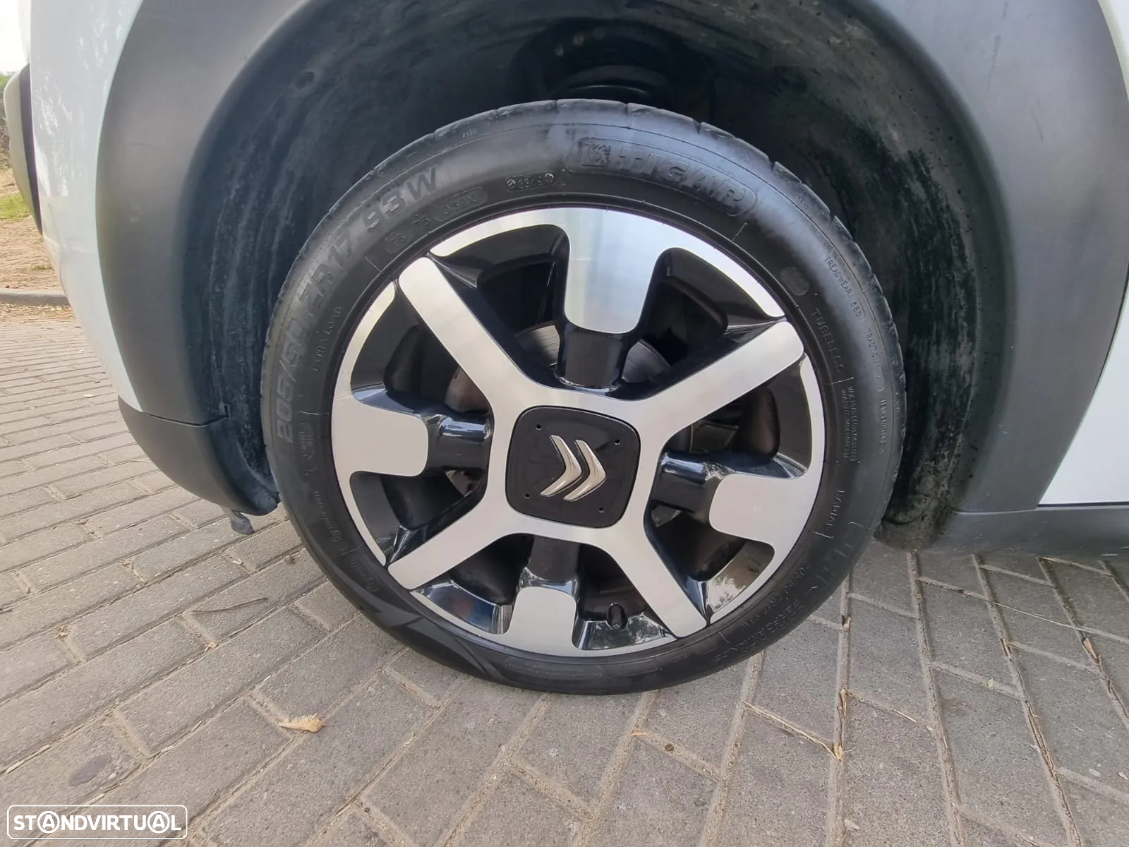 Citroën C4 Cactus 1.6 BlueHDi Feel J17 - 19