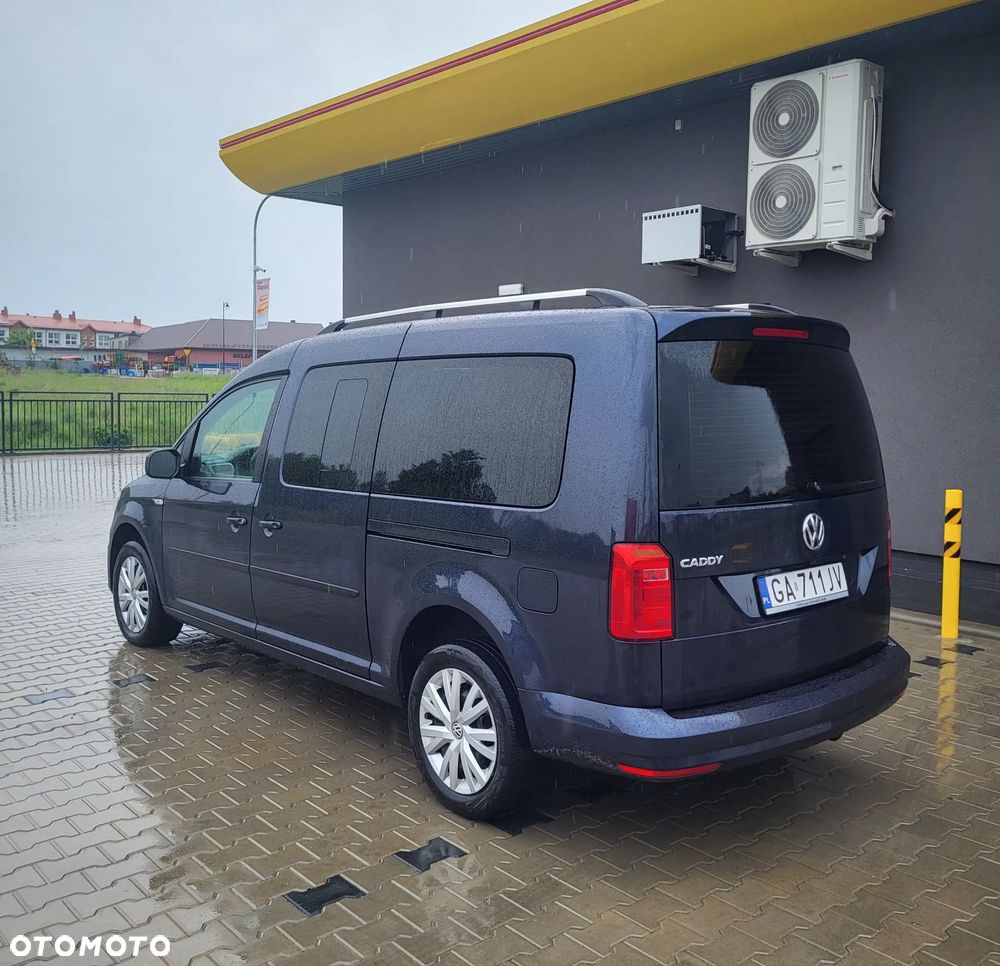 Volkswagen Caddy Maxi 2.0 TDI Highline DSG - 6