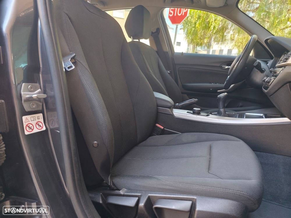 BMW 116 i Advantage — fotografia 27