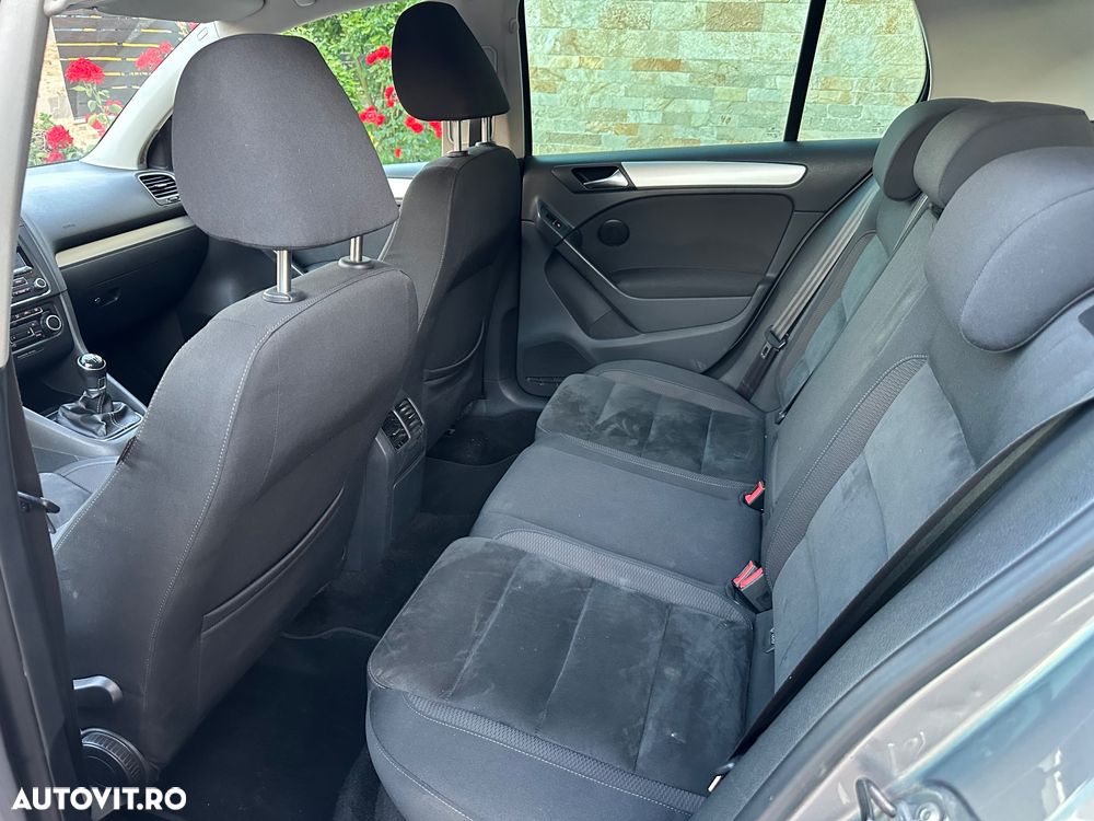 Volkswagen Golf 2.0 TDI DPF Highline - 10