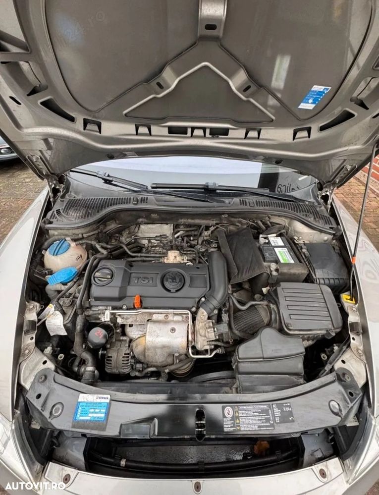 Skoda Octavia 1.4 TSI DSG Ambiente - 6