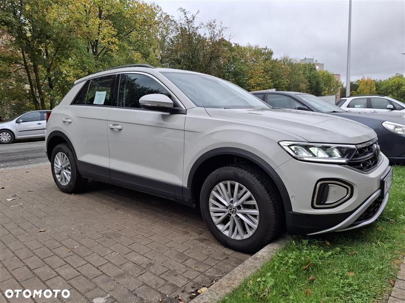 Volkswagen T-Roc - 3
