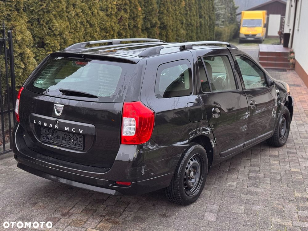 Dacia Logan 1.2 16V 75 Laureate - 14