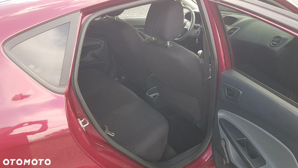 Ford Fiesta 1.4 TDCI - 32