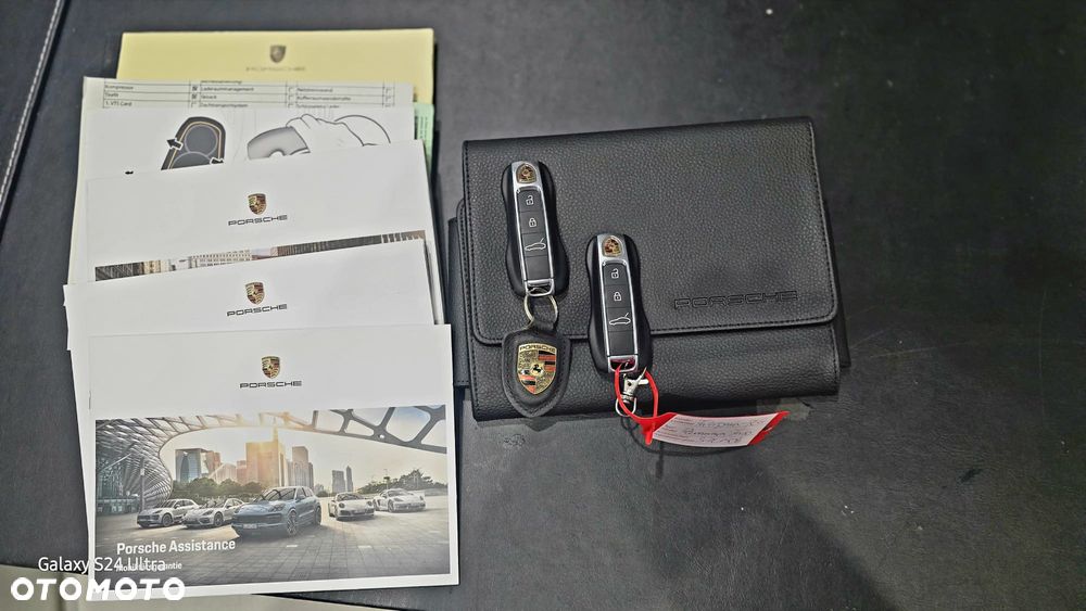 Porsche Panamera - 22