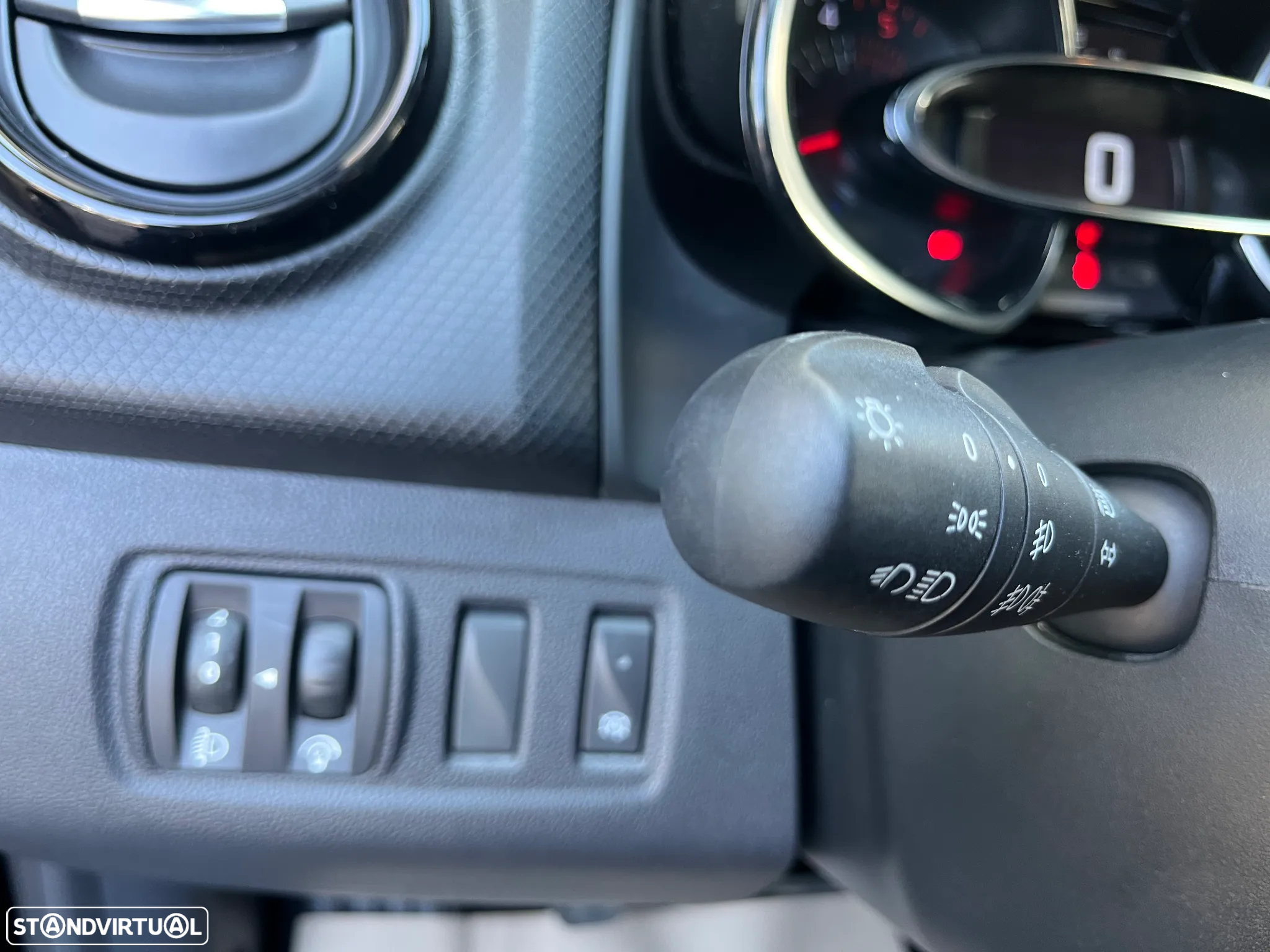 Renault Clio Sport Tourer 1.5 dCi Limited - 23