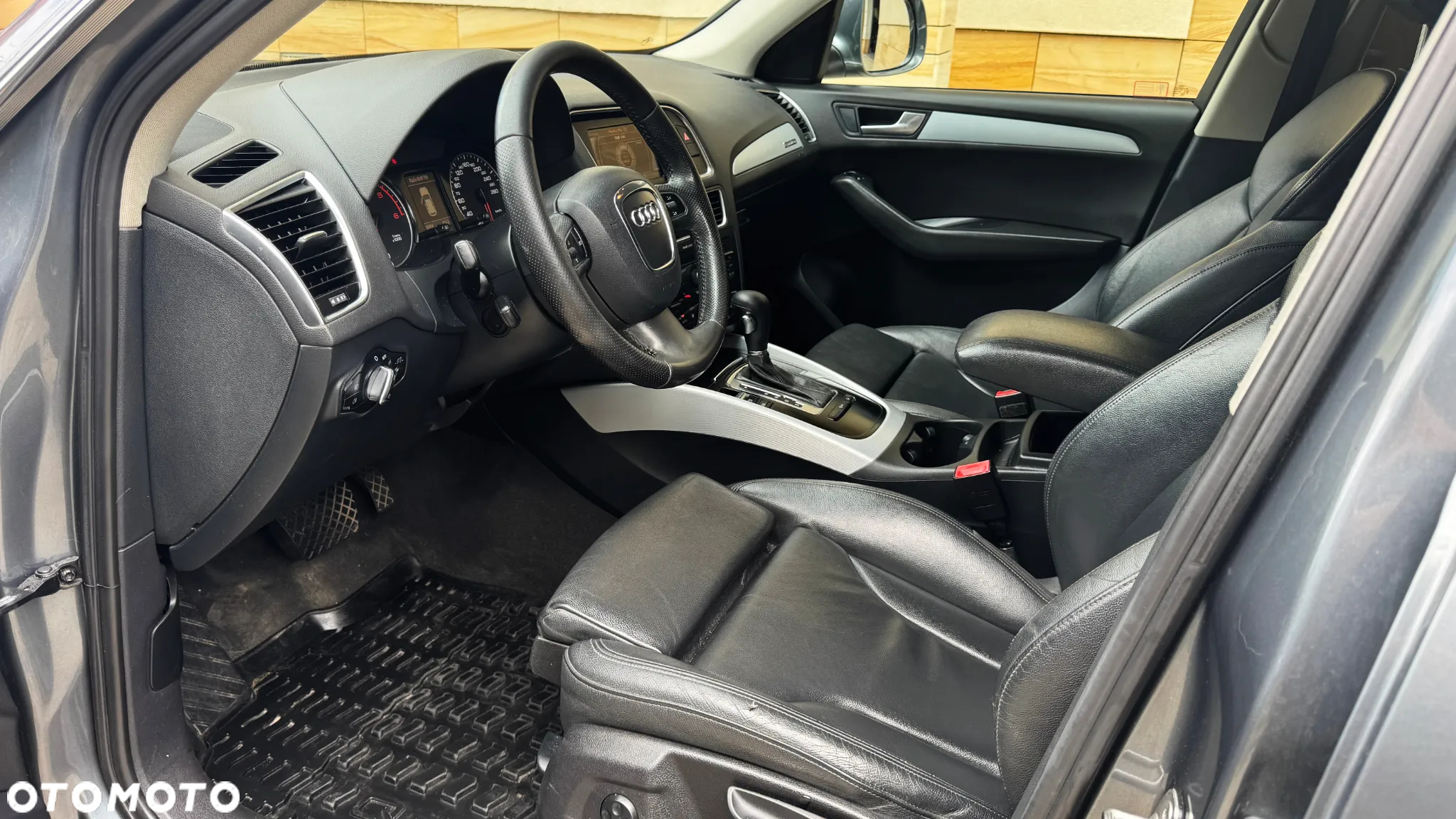 Audi Q5 2.0 TDI quattro S tronic - 16