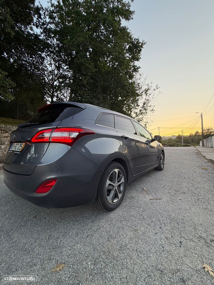 Hyundai i30 CW - 6