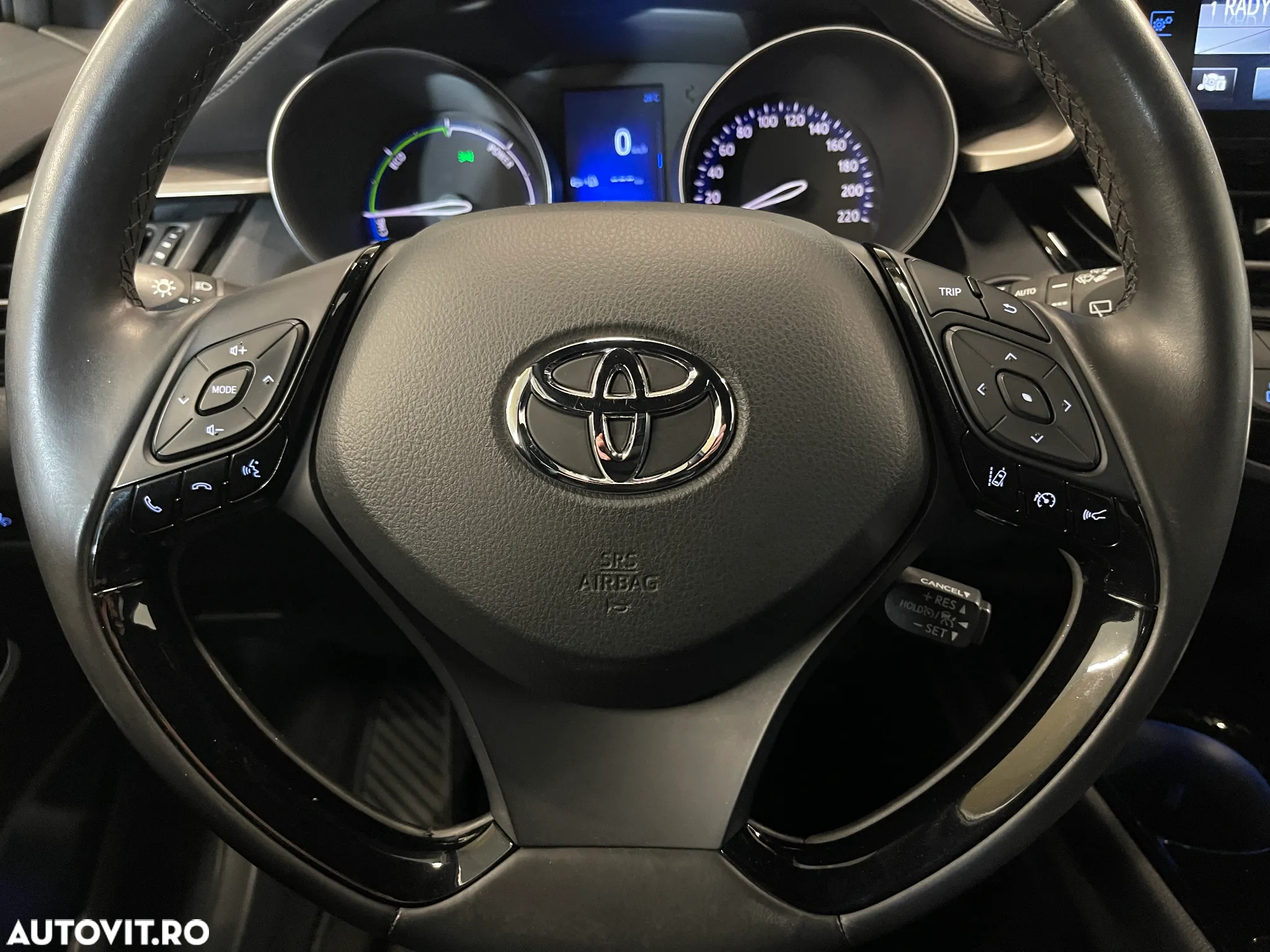 Toyota C-HR 1.8 HSD 122 CP 4x2 CVT C-lassy - 18