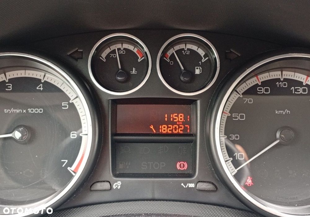 Peugeot 308 - 24