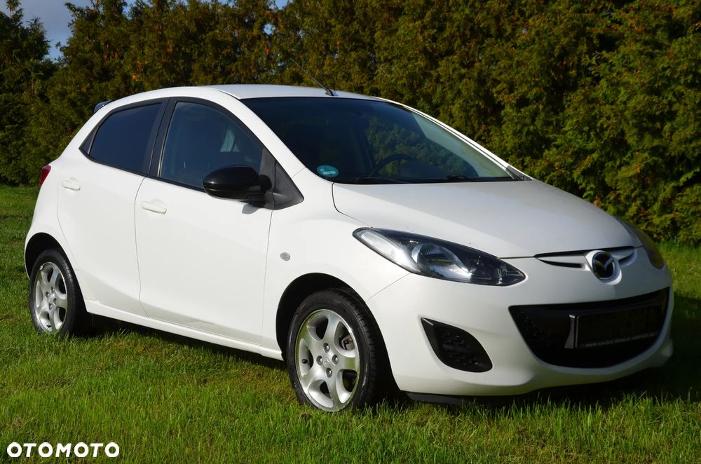 Mazda 2 - 4