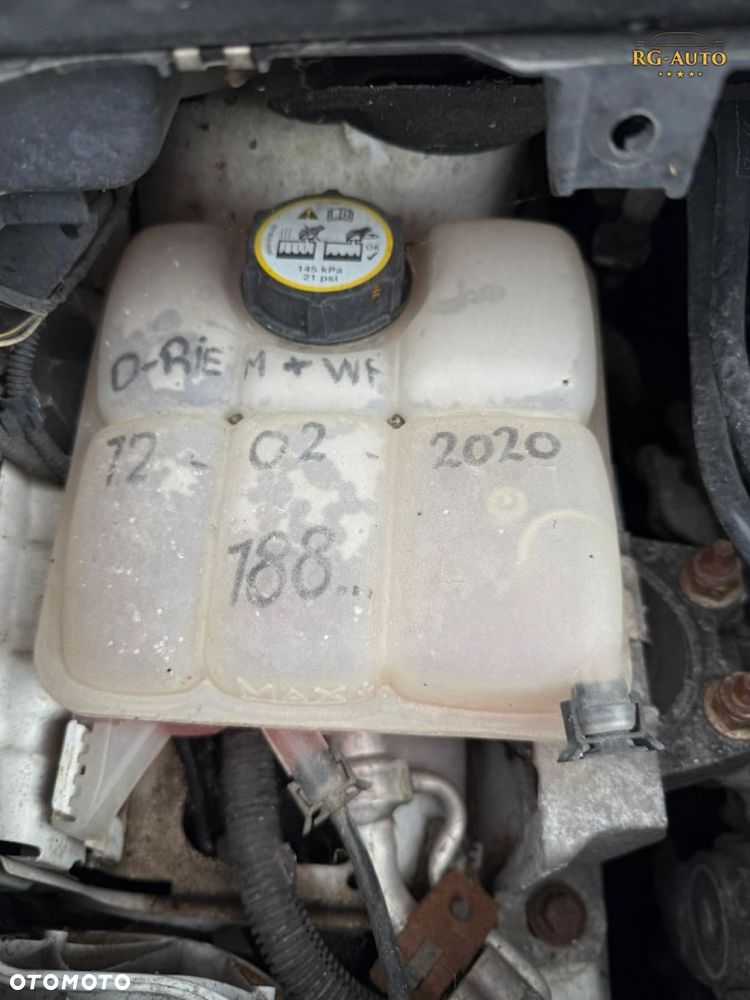 Ford C-MAX - 19