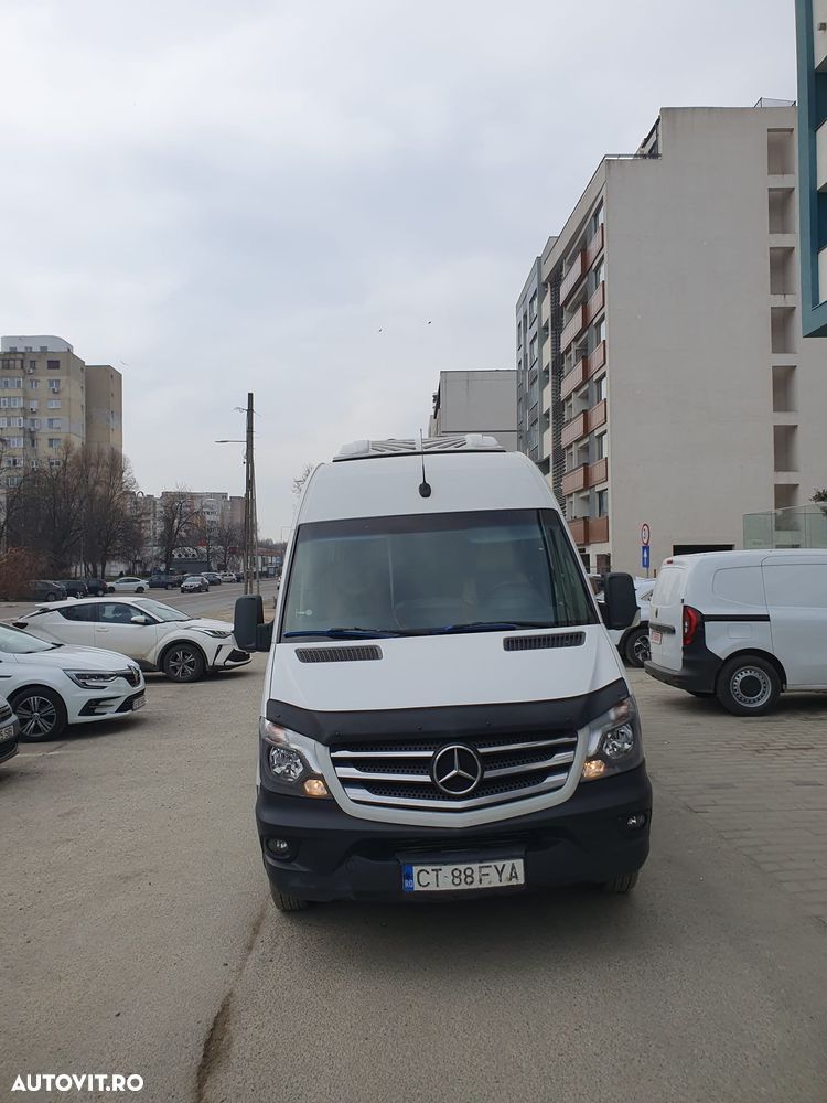 Mercedes-Benz Sprinter - 4