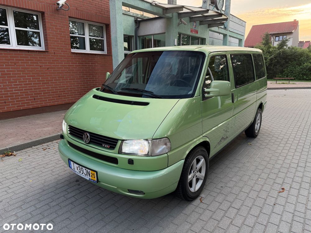 Volkswagen Multivan - 5