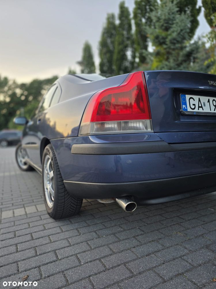 Volvo S60 2.4 - 9