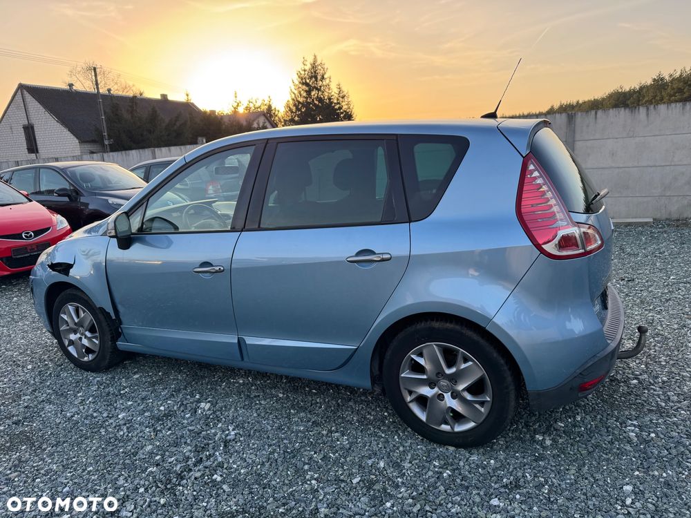 Renault Scenic 1.6 16V 110 Authentique - 4