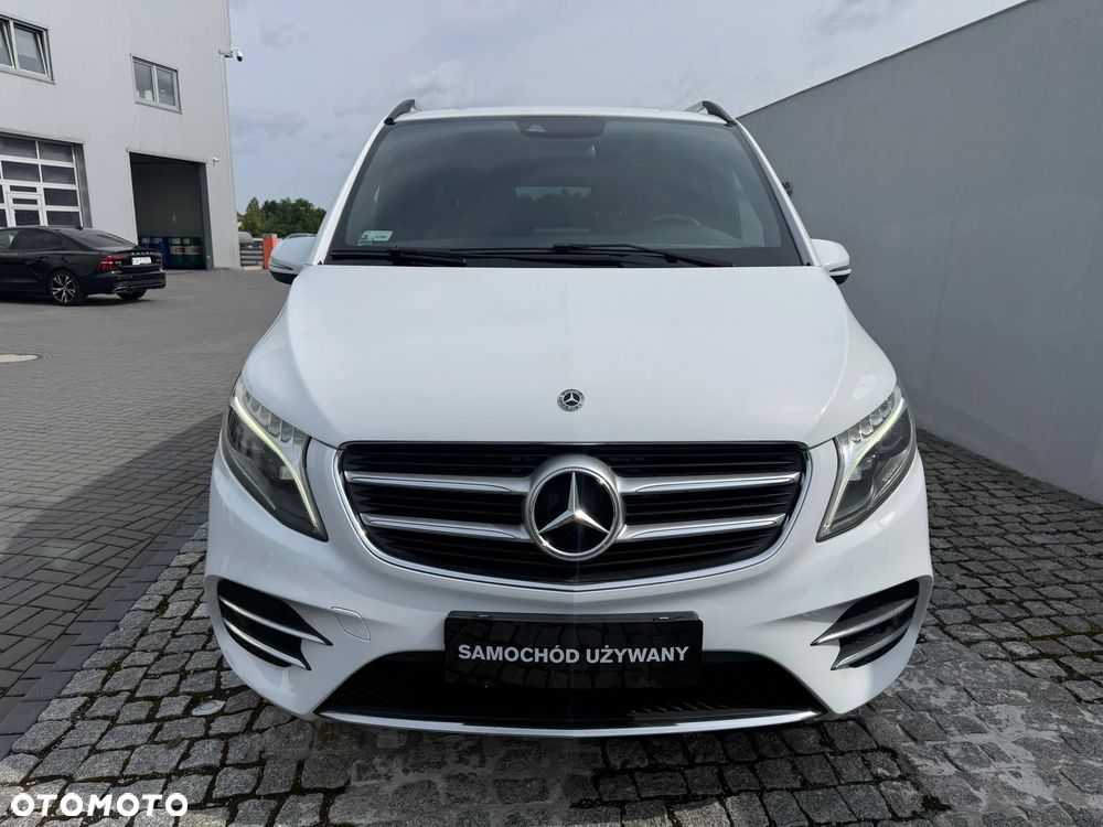 Mercedes-Benz Klasa V - 27
