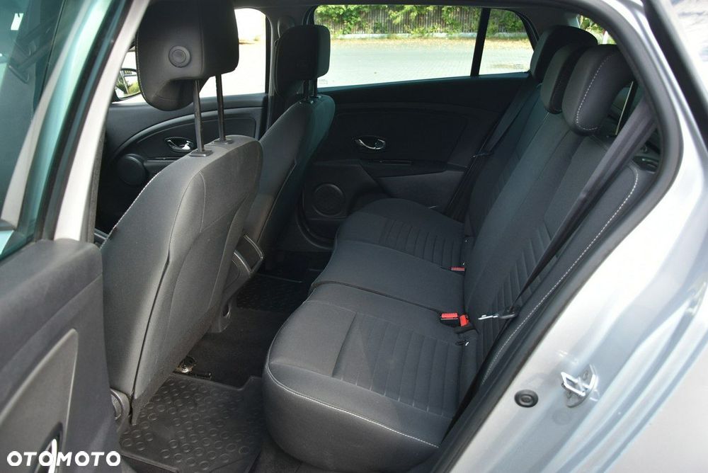 Renault Megane 1.5 dCi Limited - 13