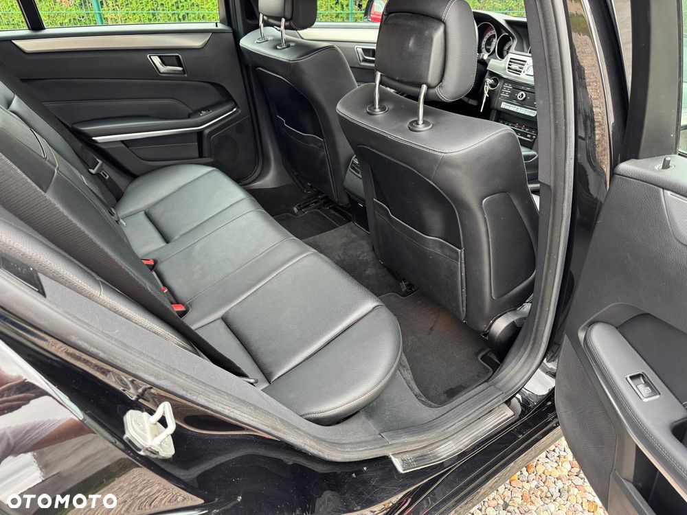 Mercedes-Benz Klasa E 220 BlueTEC 9G-TRONIC Avantgarde - 12