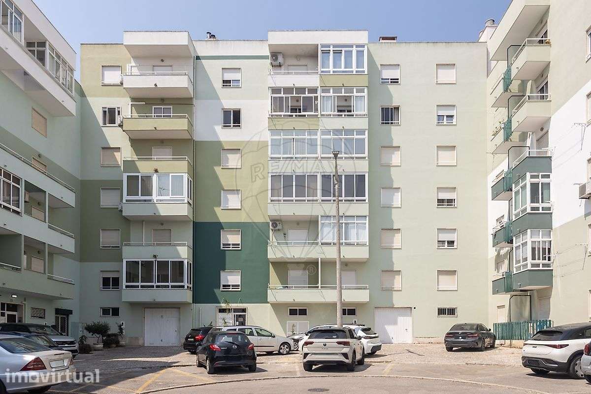 Apartamento T2 em Quinta do Lírio, Seixal - Grande imagem: 2/37