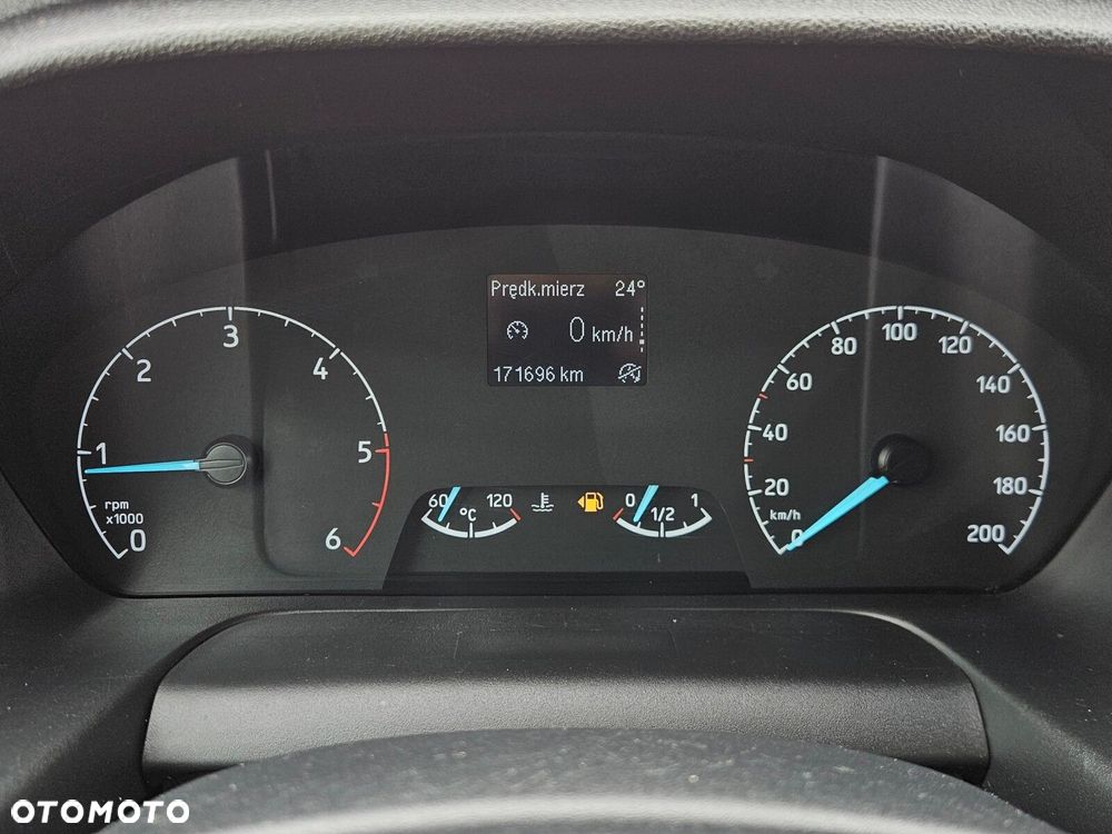 Ford transit-custom L2H2 *67900zł NETTO* Zabudowa warsztatowa 2.0TdCi/170KM - 20