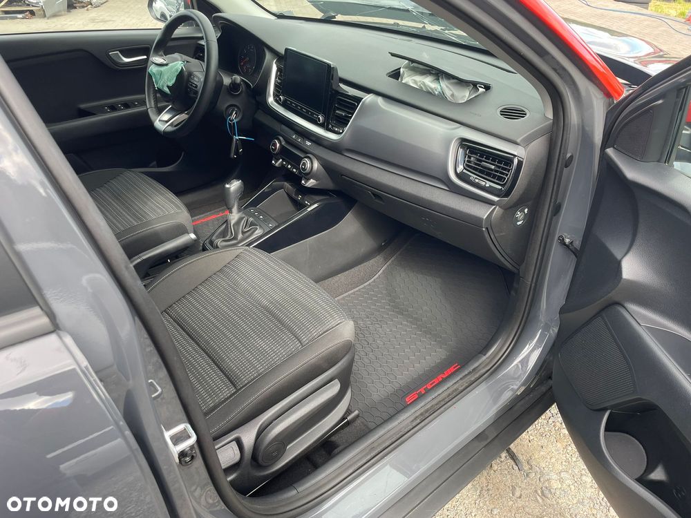 Kia Stonic 1.0 T-GDI 100 OPF Edition 7 - 6