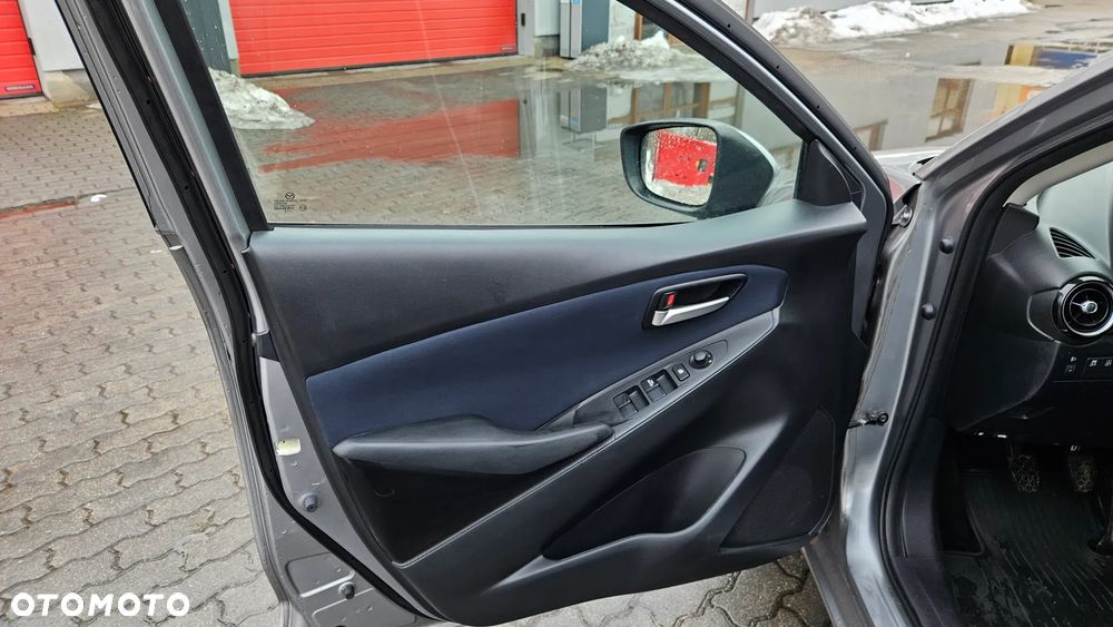 Mazda 2 SKYACTIV-D 105 Center-Line - 40