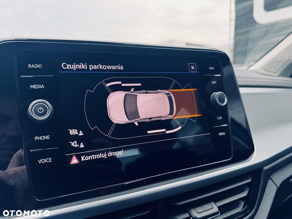 Volkswagen T-Roc 1.5 TSI Life DSG - 27