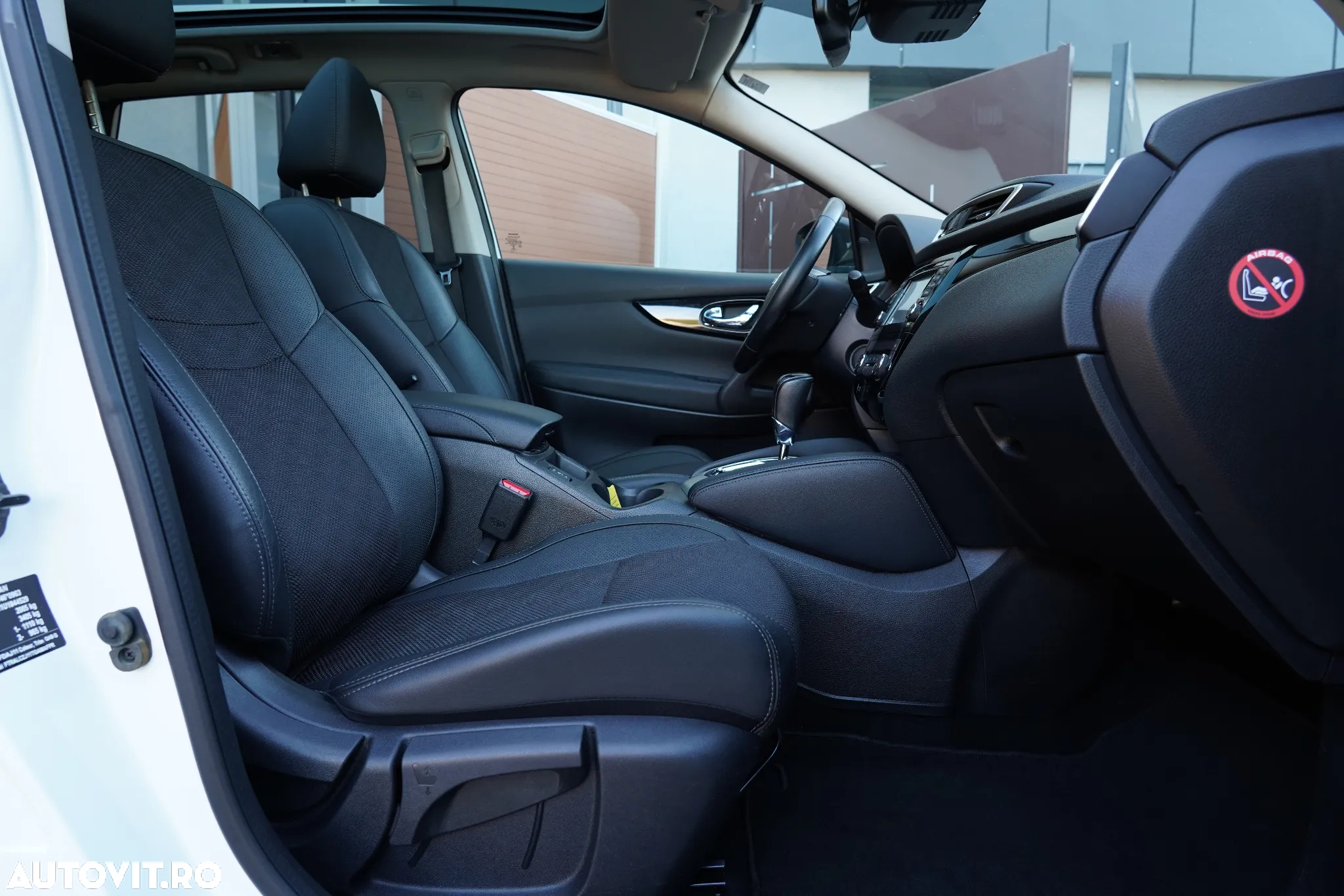 Nissan Qashqai 1.6 DCI Xtronic TEKNA+ - 7