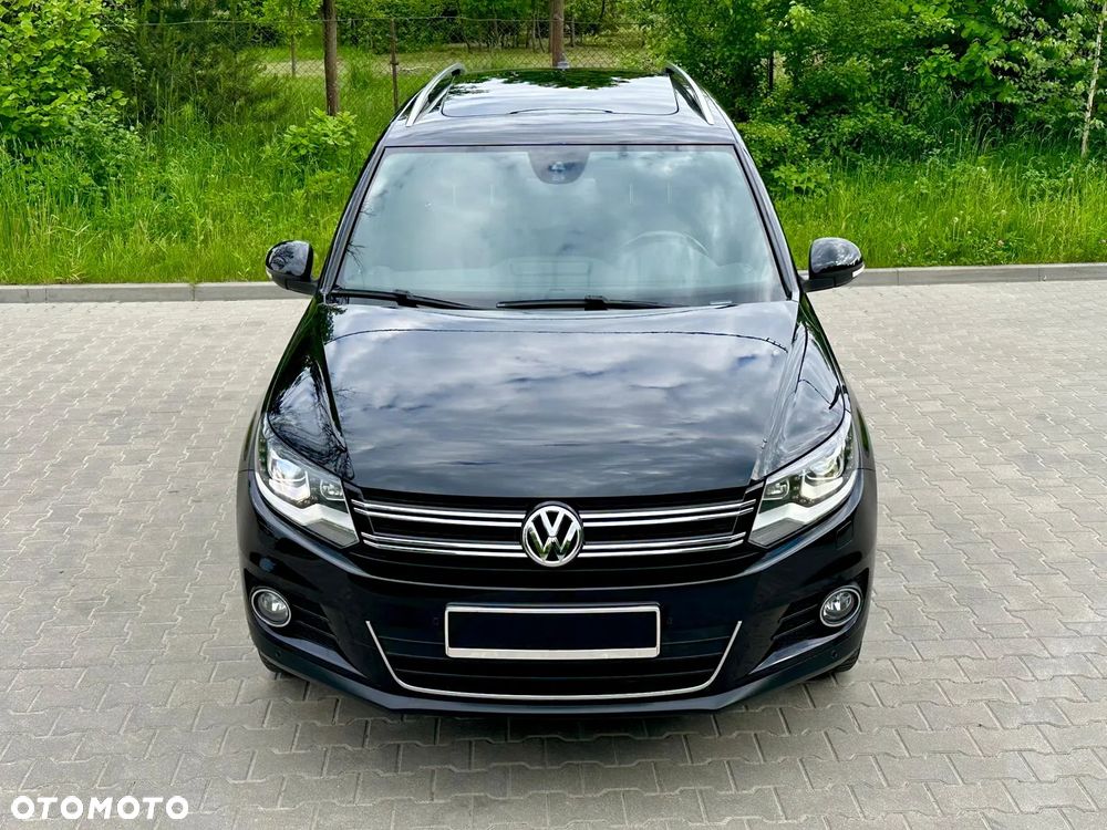 Volkswagen Tiguan 2.0 TDI DPF 4Motion BlueMotion Technology DSG Sport & Style - 4