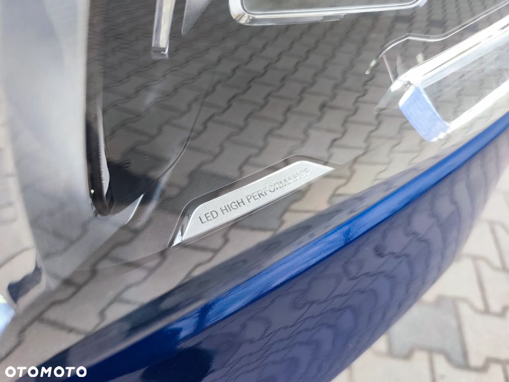 Mercedes-Benz GLB 250 Edition 1 8G-DCT - 16