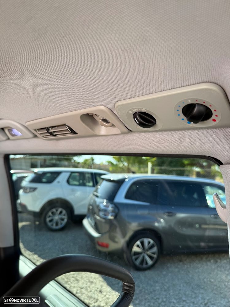 Mercedes-Benz Viano 2.2 CDi Ambiente Longo - 21