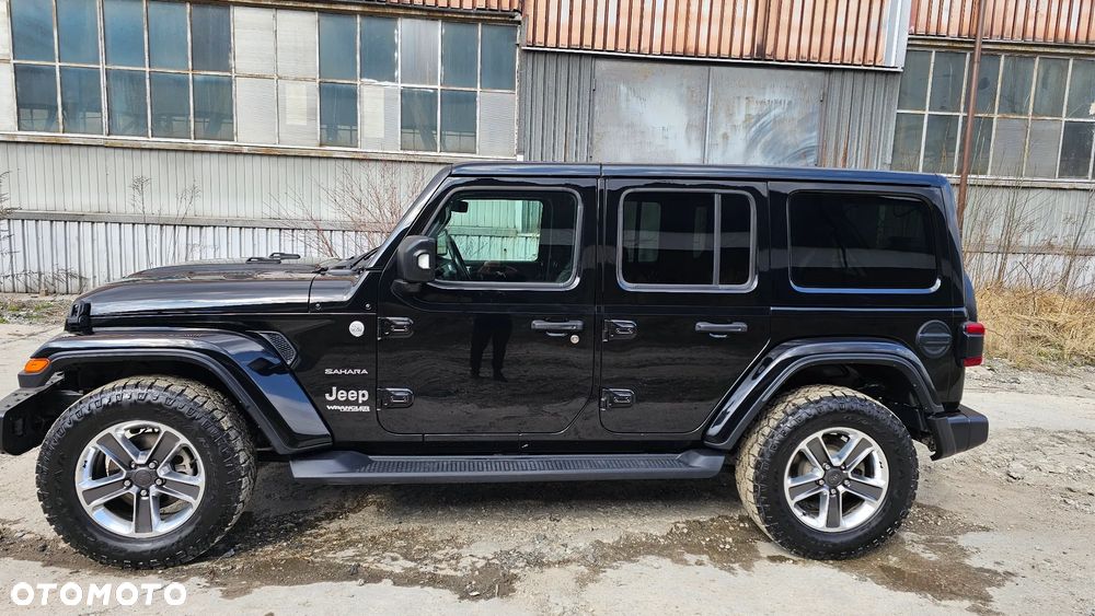 Jeep Wrangler Unlimited GME 2.0 Turbo Sahara - 2