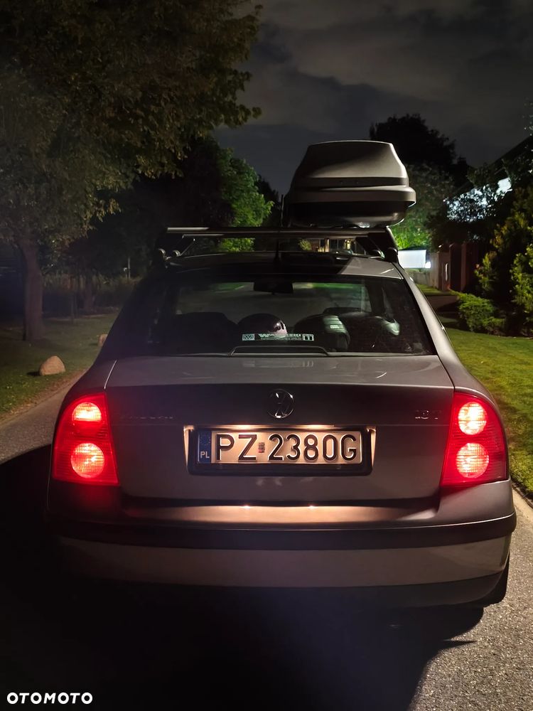 Volkswagen Passat 1.8T Comfortline - 13