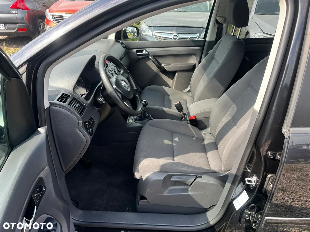 Volkswagen Touran 1.9 TDI Conceptline - 14