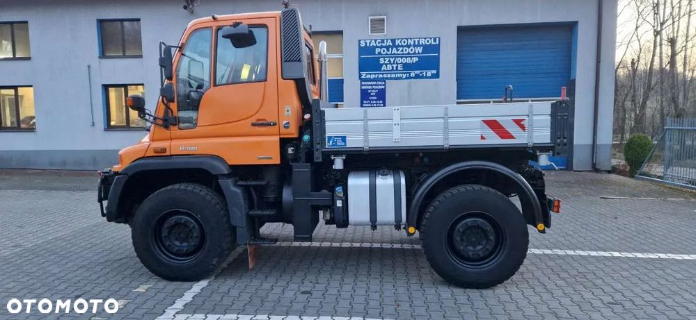 Unimog U400 - 8