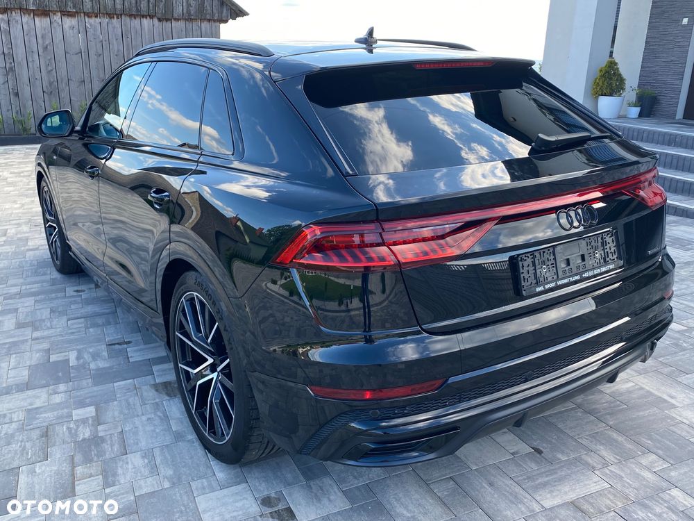 Audi Q8 55 TFSI quattro tiptronic - 9