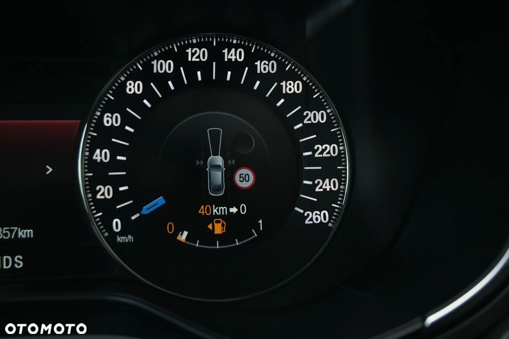 Ford Mondeo 2.0 EcoBoost STart-Stopp Autom ST-Line - 28