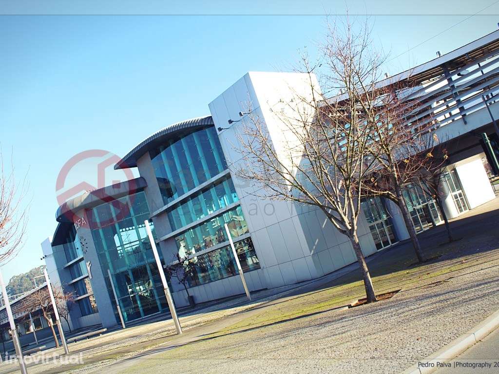 Apartamento T2 com acabamentos de qualidade nas Paivas, Amora - Grande imagem: 2/14