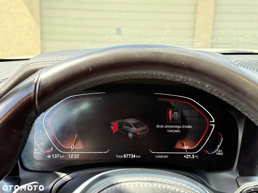 BMW Seria 3 320d M Sport Shadow - 11