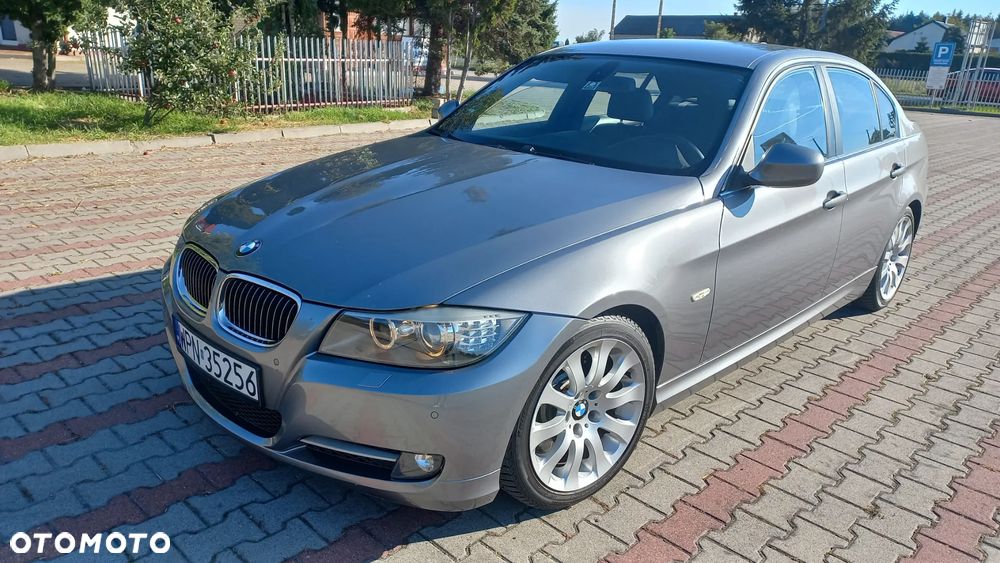 BMW Seria 3 335d DPF Edition Exclusive - 23