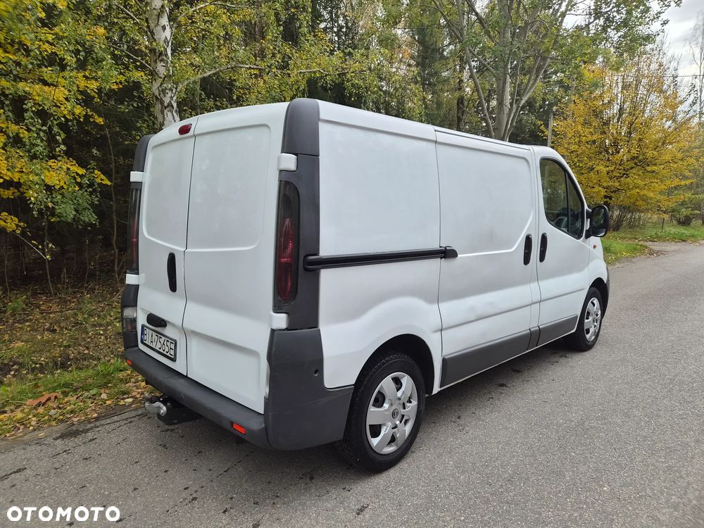 Opel Vivaro - 18